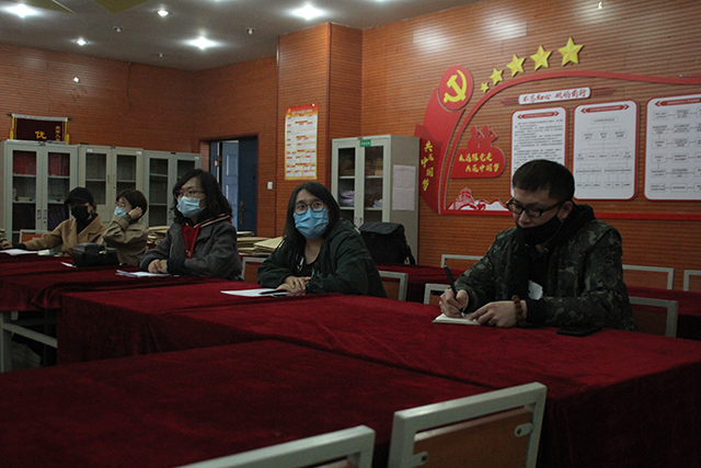 【教研活动】0638太阳集团官网与淬炼商学院开展”商科教育”Logo设计方案研讨会