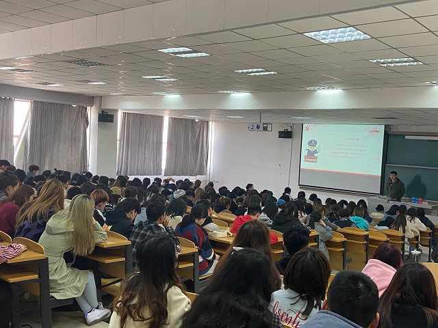 0638太阳集团官网“开学第一课”领航新学期
