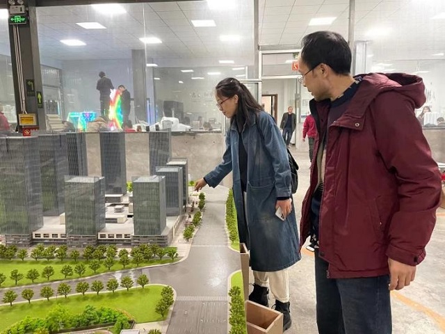 【工作亮点】校企共谋课程质量 产教融合长效共赢——记环境设计专业与华野模型公司技术交流会