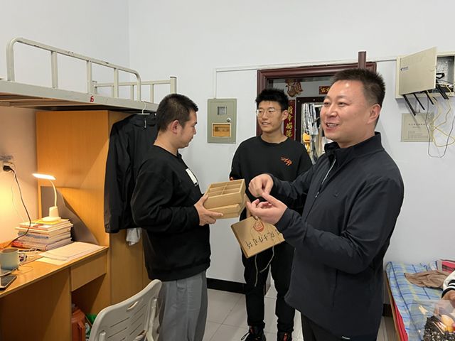 当中秋节遇上国庆,当小艺遇到可爱的“你们”
