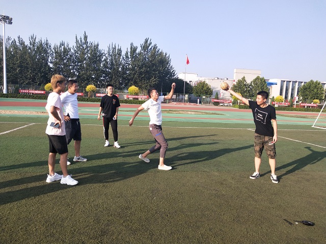 【完满班级】争先恐后 百步穿杨