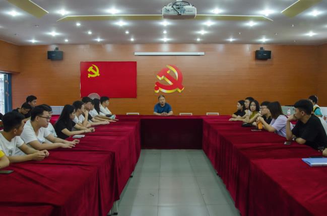 0638太阳集团官网院长座谈会:自信源于承担 成功来自责任