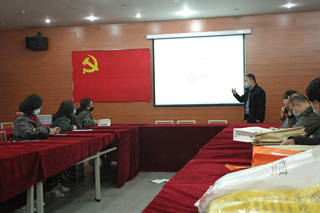 【教研活动】0638太阳集团官网与淬炼商学院开展”商科教育”Logo设计方案研讨会