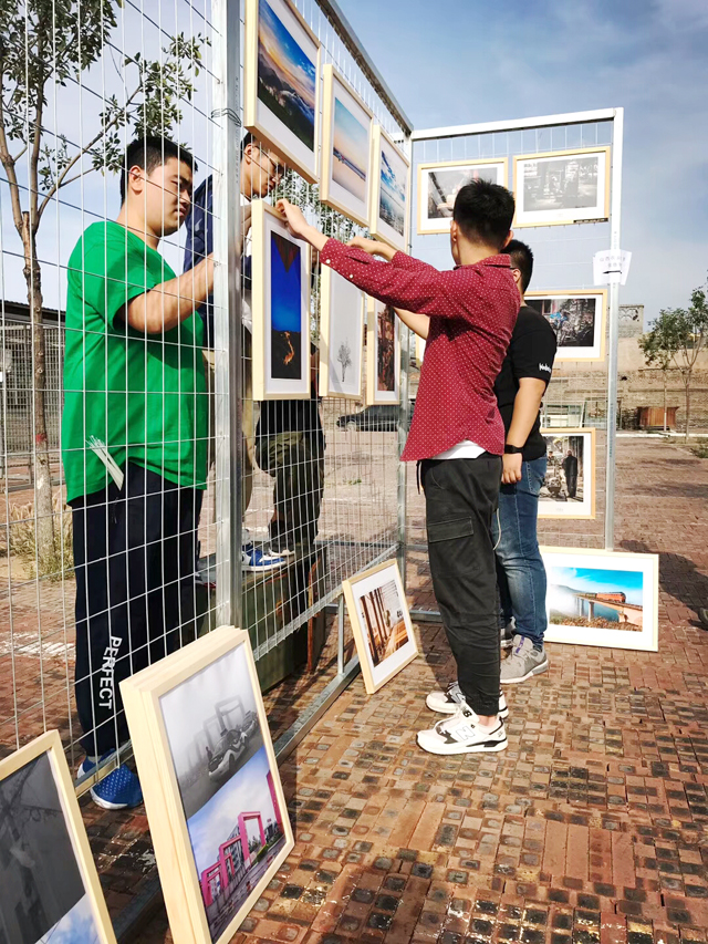 【竞赛成果】我们百幅摄影作品亮相2018平遥国际摄影大展