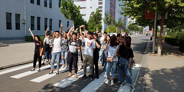 【完满班级】守护绿色,公益捡跑