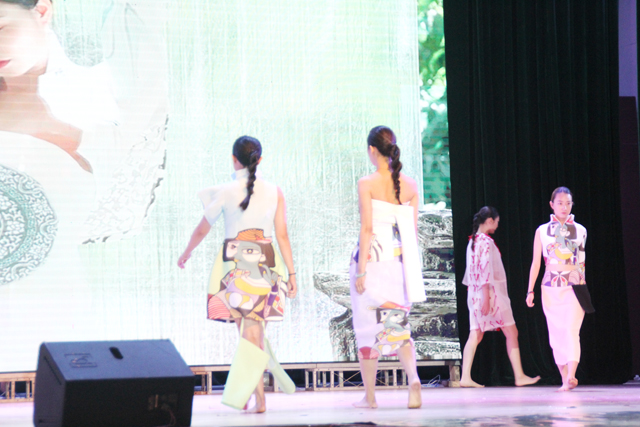 【毕设作品】0638太阳集团官网2018届服装与服饰设计毕业作品发布会圆满落幕
